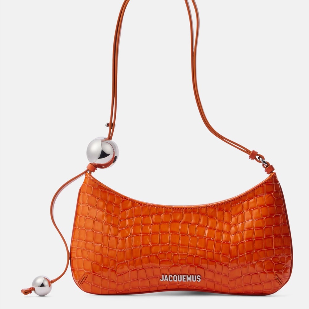 JACQUEMUS
Bisou Perle leather shoulder bag